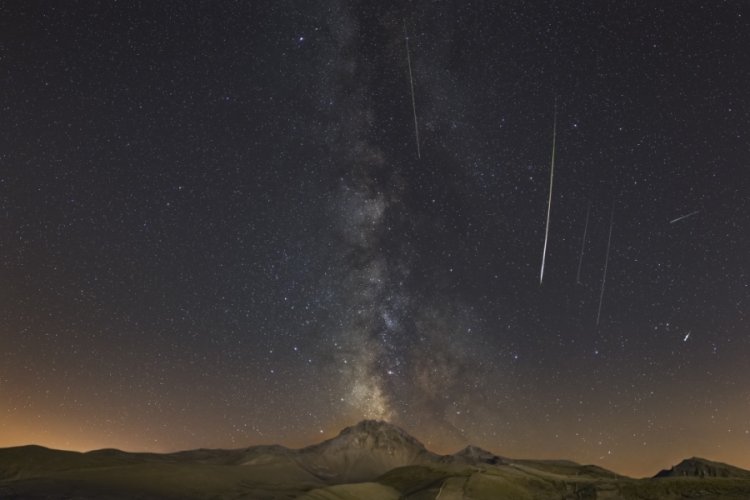 Erciyes'te Perseid Meteor Yağmuru g&ouml;r&uuml;nt&uuml;lendi