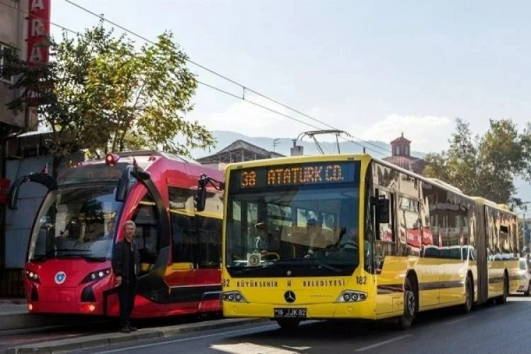 Yeniden Refah Partisi Bursa Gen&ccedil;lik Kolları: BURULAŞ zammı geri &ccedil;ekmelidir!
