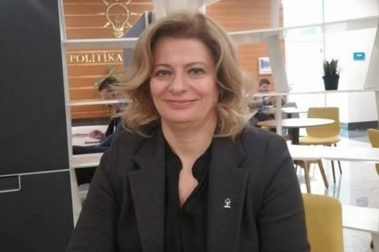 AK Partili Sibel Menderes g&ouml;revinden ayrıldı