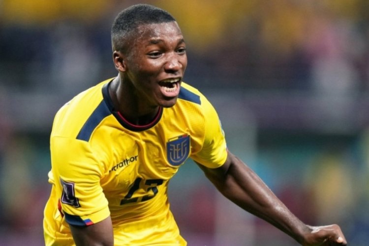 Chelsea, Moises Caicedo'yu rekor bedelle kadrosuna kattı
