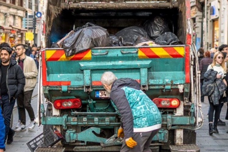 Toplu s&ouml;zleşme g&ouml;r&uuml;şmeleri tıkandı: İstanbul'da &ccedil;&ouml;p transfer iş&ccedil;ileri greve gidiyor