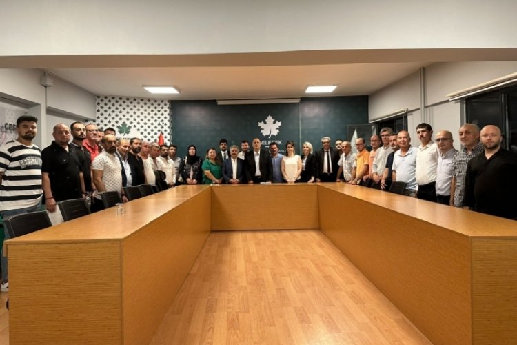 Davutoğlu a&ccedil;ıklamasından sonra gelecek Bursa'da jet toplantı! "17 il&ccedil;ede aday g&ouml;stereceğiz!"