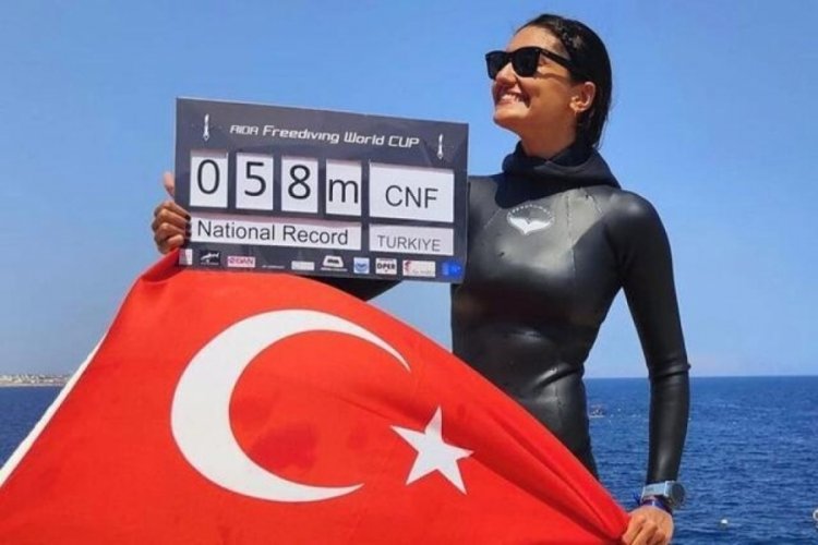 Yağmur Erg&uuml;n'den T&uuml;rkiye rekoru!