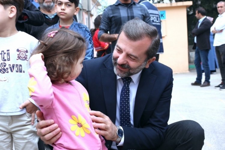 Bursa G&uuml;rsu'da Belediyeden &ouml;ğrencilere kırtasiye desteği