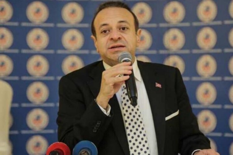 Prag'da Atat&uuml;rk heykelinin dikilme talebi reddedildi: Egemen Bağış'tan a&ccedil;ıklama