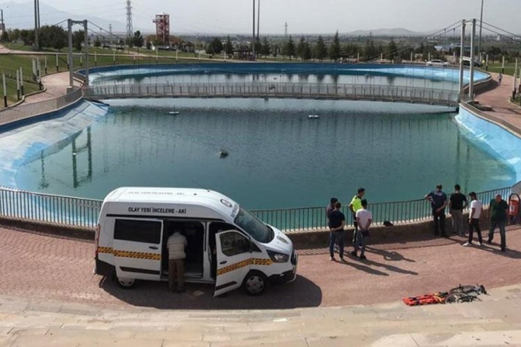 Karaman'da boğulma tehlikesi ge&ccedil;iren 2 kardeş, yoğun bakımda