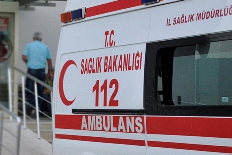Tartıştığı şahsın arkadaşları &ouml;n&uuml;n&uuml; kesip, bı&ccedil;aklayarak katletti