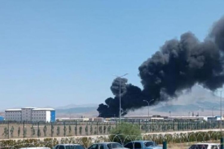 Aksaray'da geri d&ouml;n&uuml;ş&uuml;m tesisinde yangın!