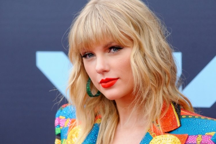 Taylor Swift ders olarak okutulacak