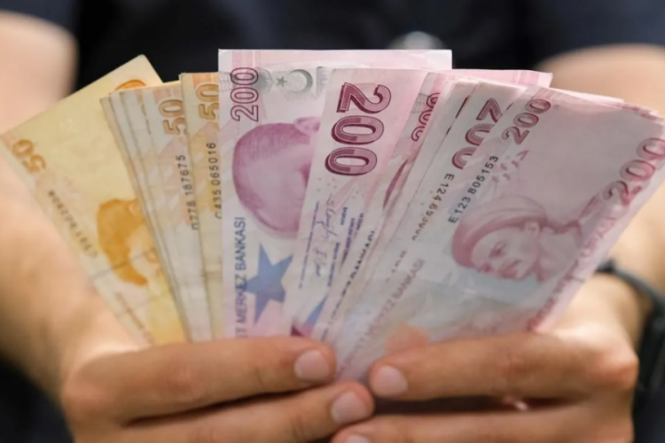 Memur ve memur emeklisine yeni zam teklifi i&ccedil;in kritik g&uuml;n yarın