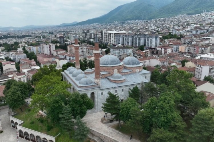 Bursa'da 630 yıllık Yıldırım Bayezid Camii depreme meydan okuyor