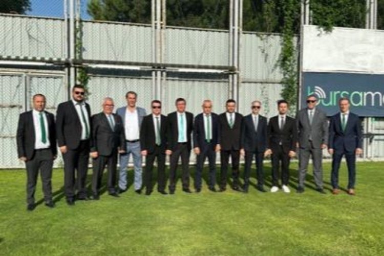 Bursaspor y&ouml;netiminden bir istifa daha!
