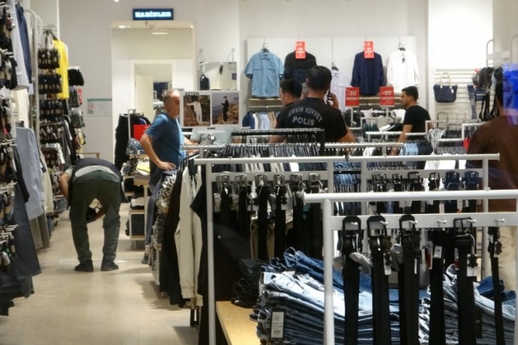 Malatya'da mağazada tartıştığı m&uuml;şteriye dehşeti yaşattı