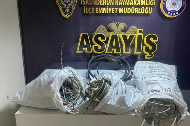 Hatay'da hırsızlar polisten ka&ccedil;amadı