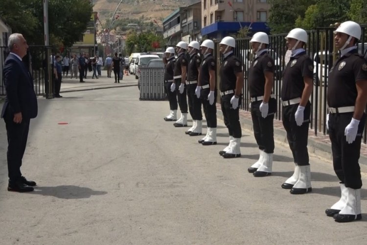 Muş'a ataması yapılan Vali &Ccedil;akır g&ouml;reve başladı