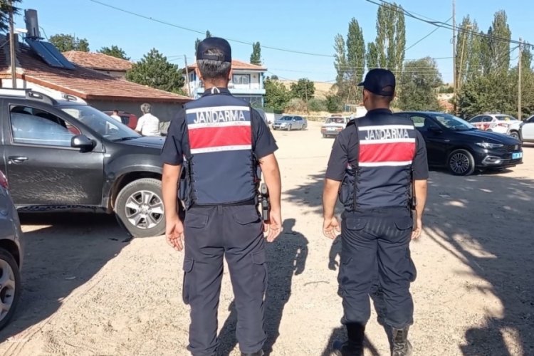Kırıkkale'de cenaze taziyesinde husumetli iki grup arasında silahlı kavga: 4 yaralı