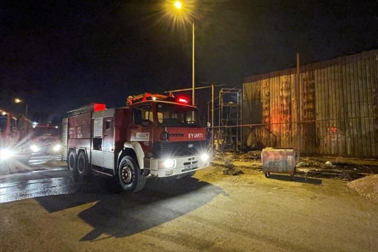 Kahramanmaraş'ta hurda deposunda yangın