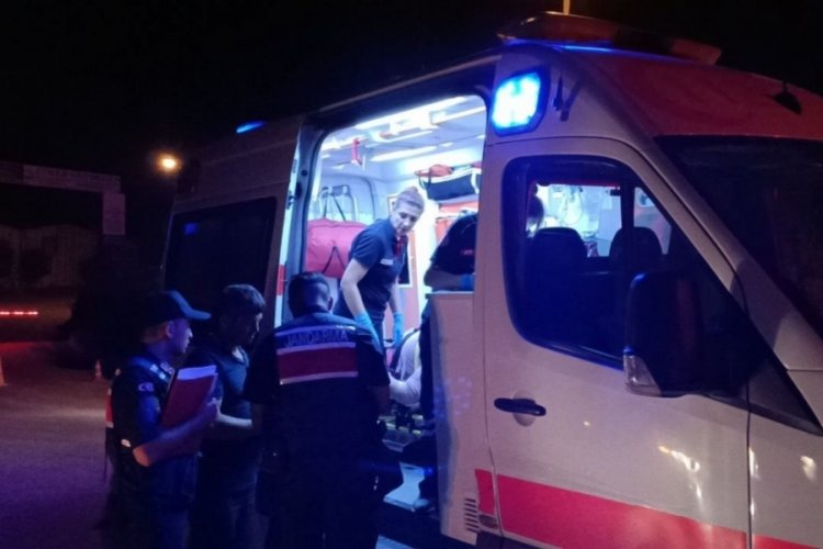 Bolu'da bir ara&ccedil; kaza yaptı, olay yerinden ka&ccedil;ıp geri geldi