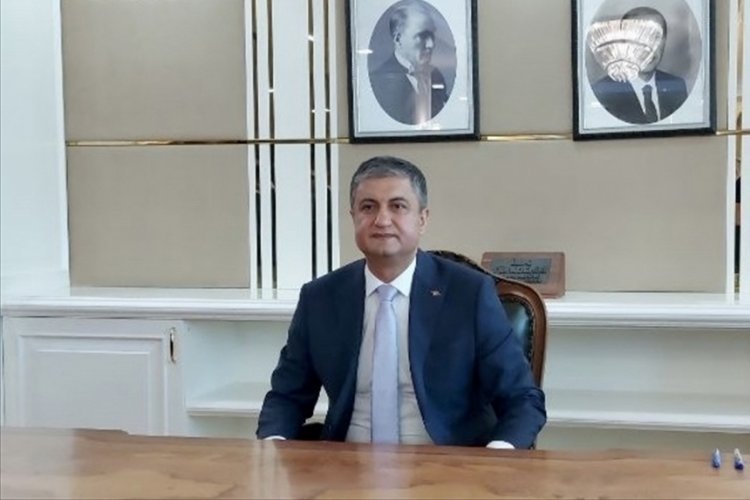 Karab&uuml;k Valisi Mustafa Yavuz g&ouml;revine başladı
