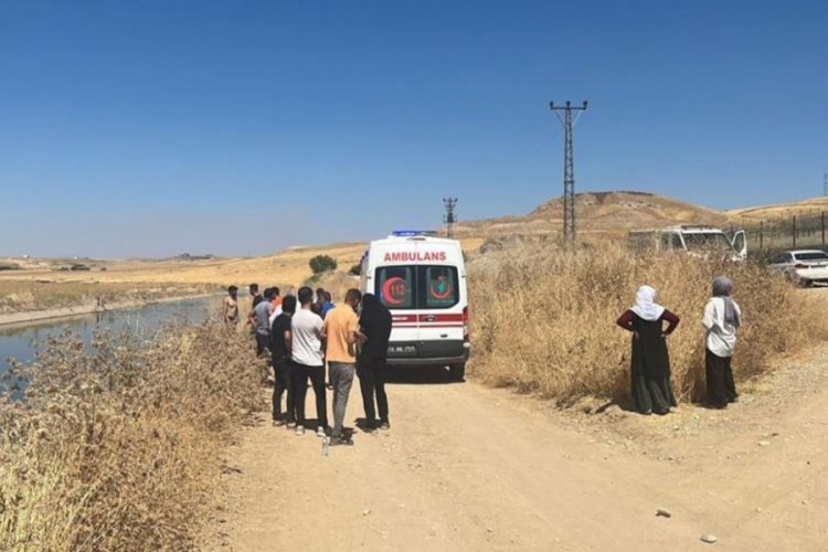 Boğulma tehlikesi ge&ccedil;iren anne ve 2 &ccedil;ocuğu son anda kurtarıldı