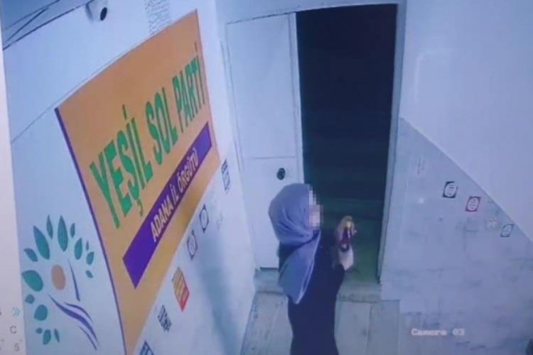 Adana'da HDP binasına ispirto şişesi koyan kadın kamerada