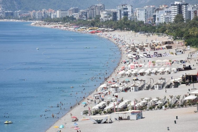 Antalya'da hava sıcaklığı 6 derece artacak
