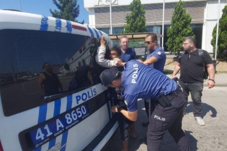 Kocaeli'de taciz olaylarına karışan zanlıyı mahalleli yakaladı!