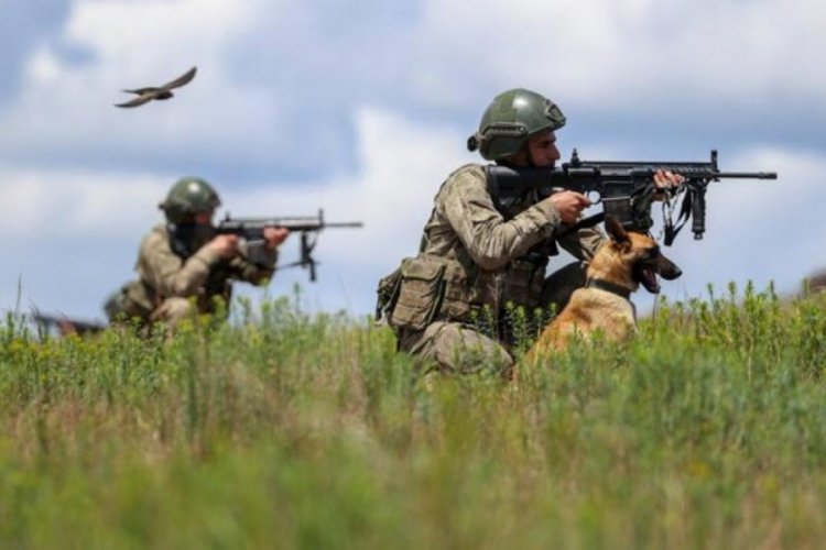 Sınırda 7 PKK'lı, 2 FET&Ouml;'c&uuml; yakalandı