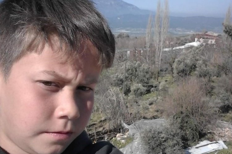 Muğla'da otomobille &ccedil;arpışan 15 yaşındaki motosiklet s&uuml;r&uuml;c&uuml;s&uuml; &ccedil;ocuk &ouml;ld&uuml;