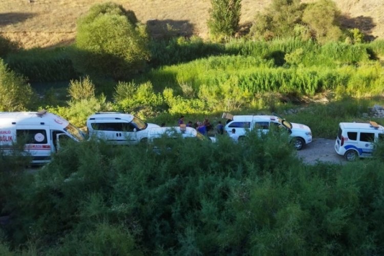 Sivas'ta bir şahıs serinlemek i&ccedil;in girdiği suda can verdi