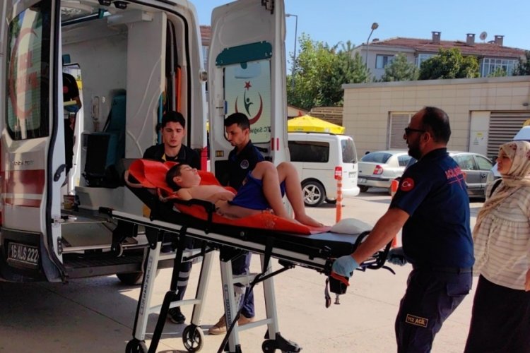 Bursa'da &ccedil;aydanlıktan &uuml;zerine sıcak su d&ouml;k&uuml;len &ccedil;ocuk yandı