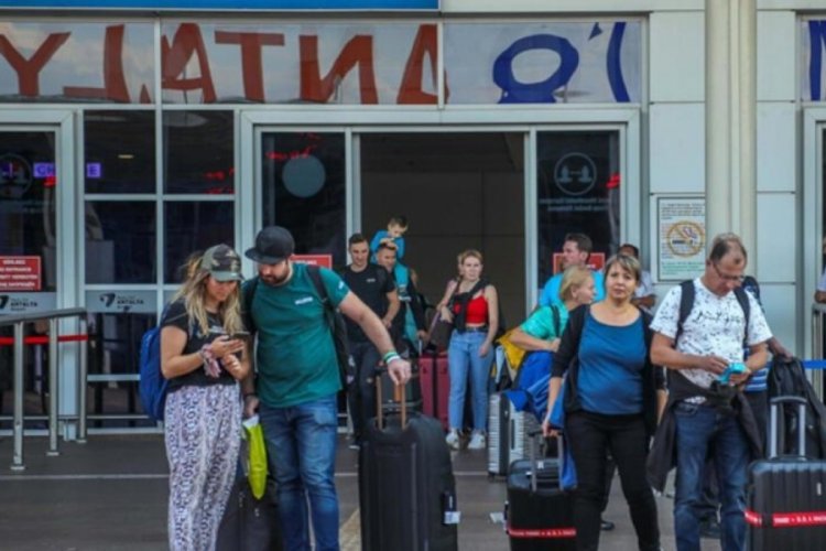 Antalya'da turist sayısında y&uuml;zde 20 artış yaşandı