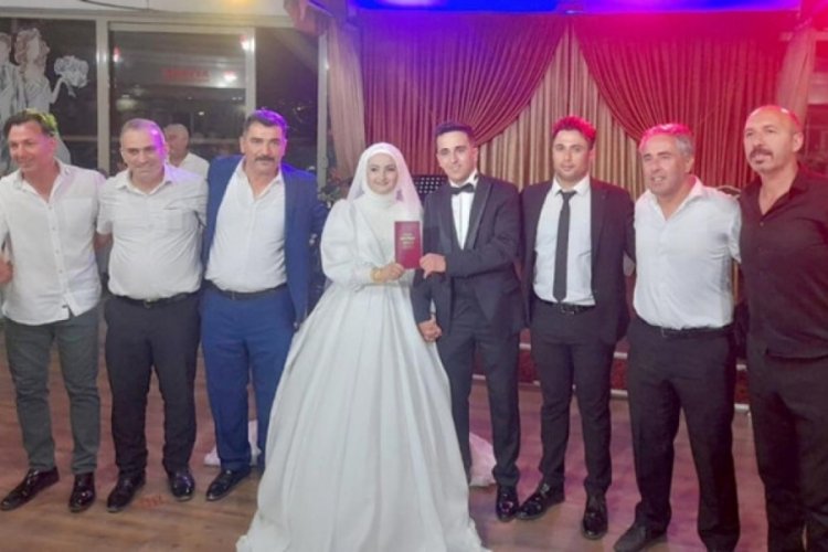 &Ccedil;orum'da şehit kızı &ouml;zel harekat polisi ile d&uuml;nyaevine girdi