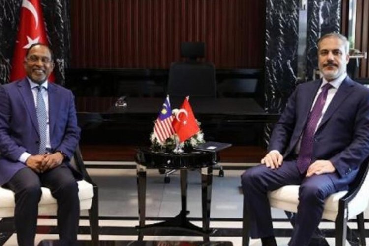 Bakan Fidan, Malezya Dışişleri Bakanı Kadir ile bir araya geldi