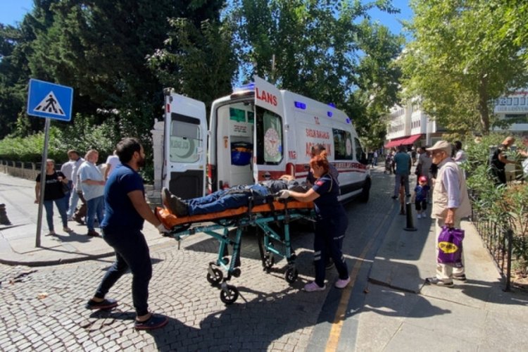 Tekirdağ'da budamak i&ccedil;in &ccedil;ıktığı ağa&ccedil;tan d&uuml;şt&uuml;: Bacağına demir saplandı