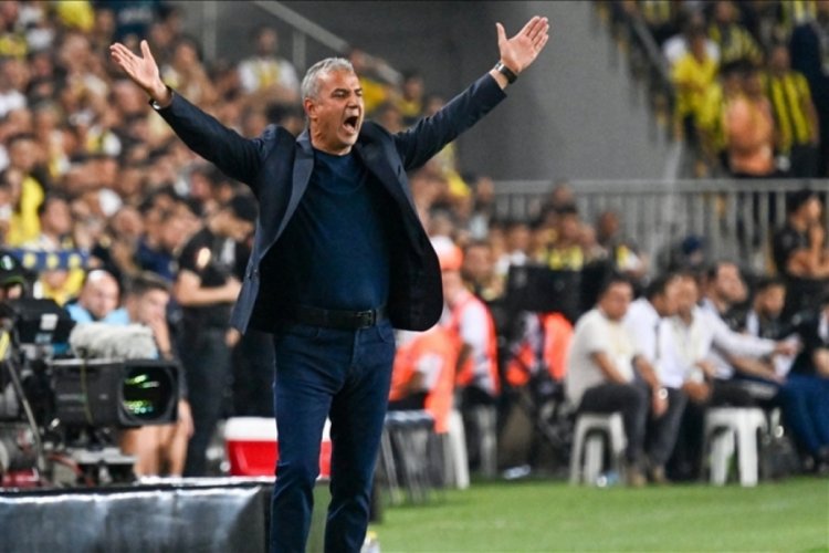Fenerbah&ccedil;e teknik direkt&ouml;r&uuml; İsmail Kartal: İkinci yarı yaptığımız hamlelerimizle ma&ccedil;ı lehimize &ccedil;evirdik