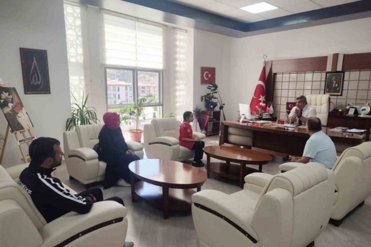 Milli Karateci Yılmaz, Uluslararası Marmara Cup Karate Şampiyonası'nda ikinci oldu