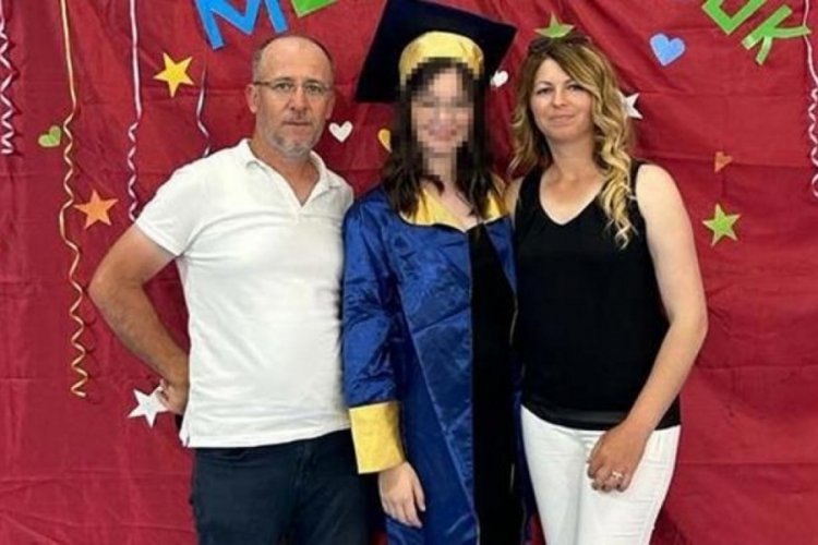Karne almaya gitti, 30 yaş b&uuml;y&uuml;k &ouml;ğretmeniyle evlendi!