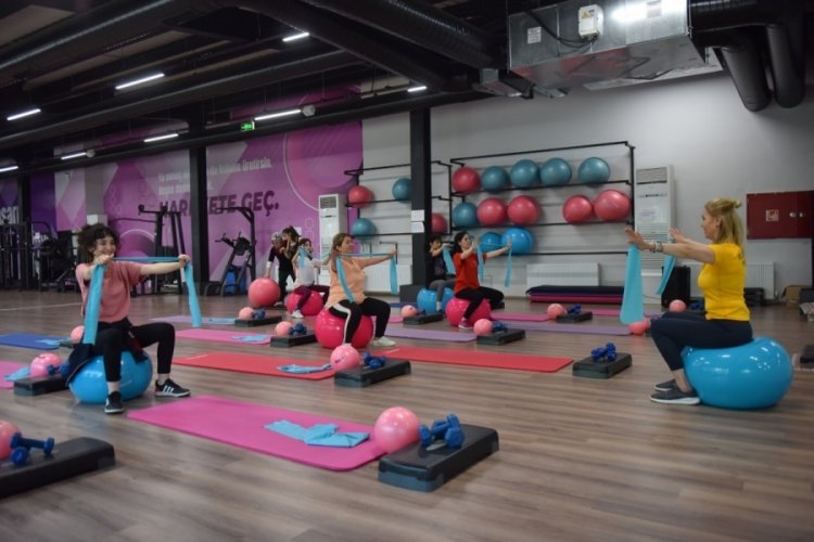 Bursa'da kadın spor merkezleri yeni kursiyerlerini bekliyor
