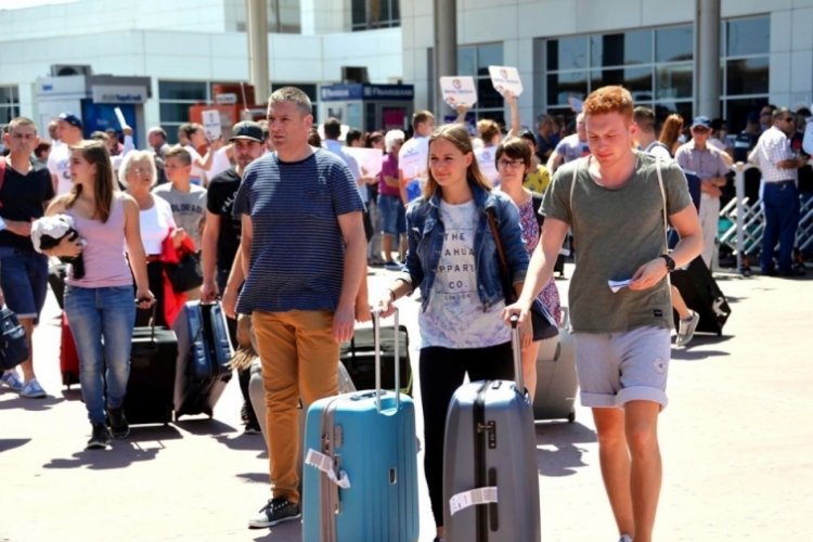 T&uuml;rkiye'ye gelen ziyaret&ccedil;i sayısında 7 ayda rekor kırıldı