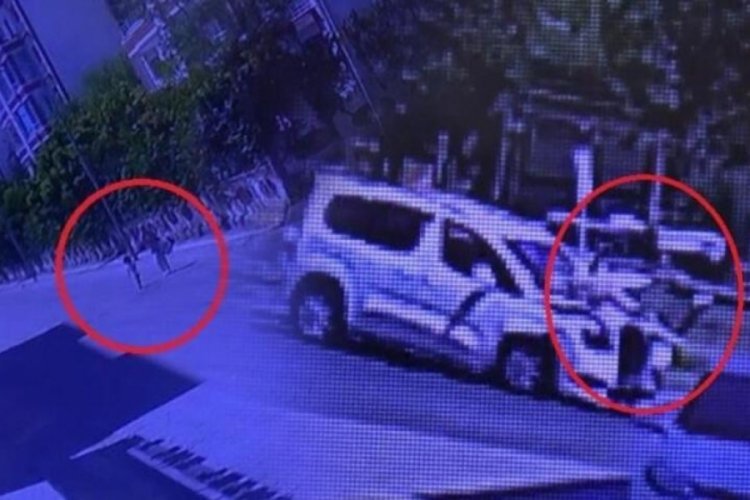 Diyarbakır'daki feci kazada anne ve &ccedil;ocuğu metrelerce s&uuml;r&uuml;klendi
