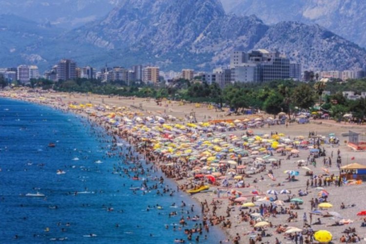 Turizmde rekor! Rakam 30 milyonu ge&ccedil;ti