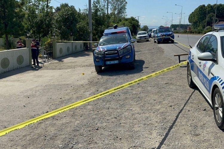 Samsun'da cuma namazı &ccedil;ıkışında silahlı kavga: 1 &ouml;l&uuml;, 9 yaralı