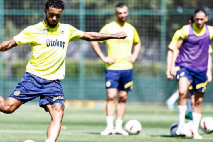 Fenerbah&ccedil;e'de Twente r&ouml;vanş ma&ccedil;ının hazırlıkları başladı