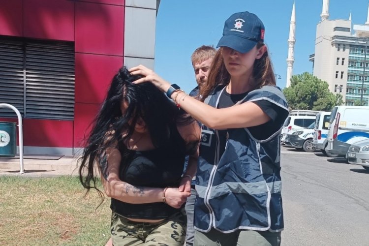 Gaziantep'te tartıştığı şahsı &ouml;ld&uuml;ren kadın tutuklandı