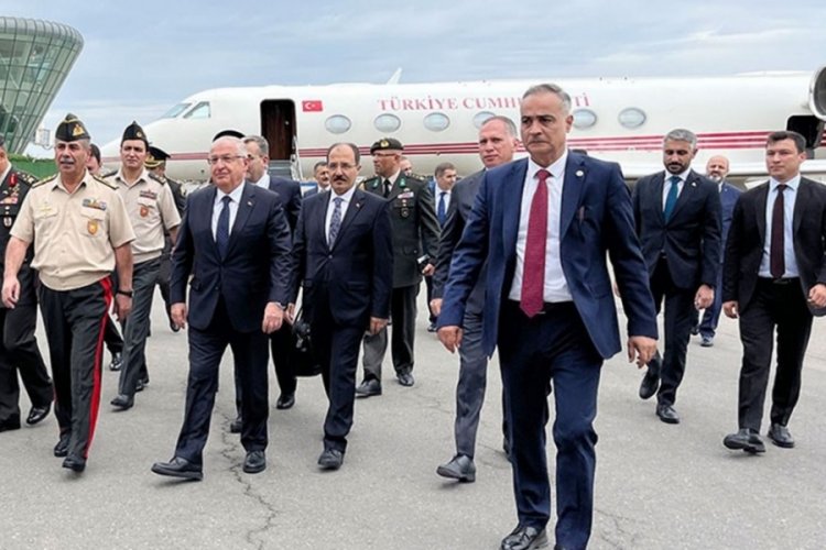 Milli Savunma Bakanı Yaşar G&uuml;ler, Azerbaycan'da