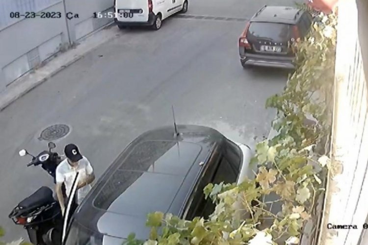 Bursa'da 4 bin dolar hırsız tarafından b&ouml;yle &ccedil;alındı