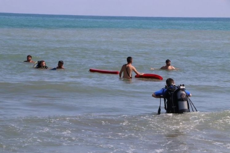 &Ccedil;orum'dan geldiği Samsun'da denizde boğuldu