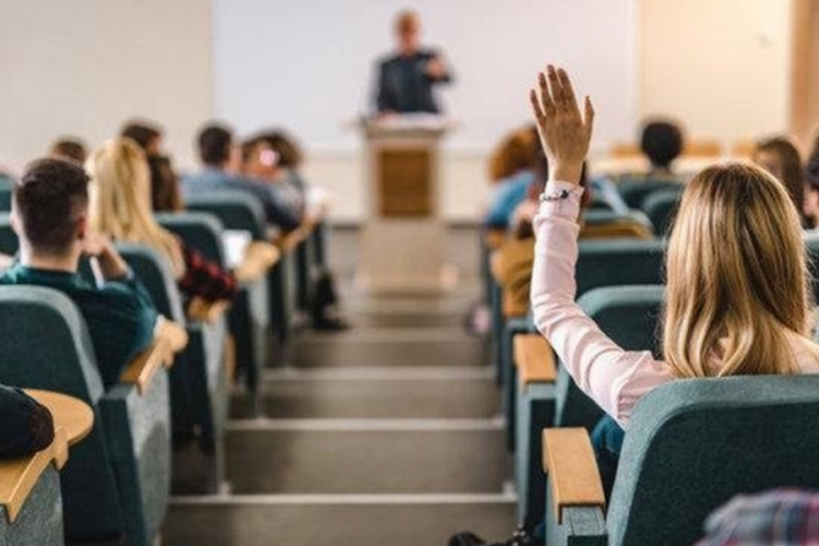 Üniversitelerin kayıt dönemi başlıyor: Ek tercih dönemi uyarısı! 