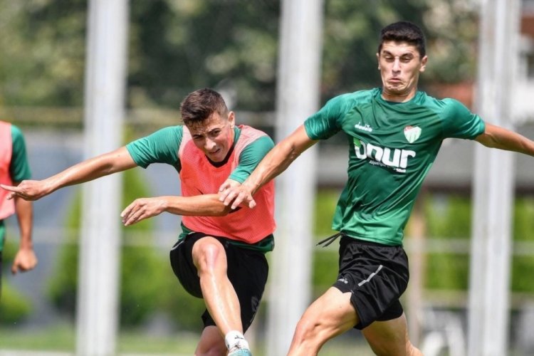 Bursaspor'da Karacabey Belediye Spor ma&ccedil;ı hazırlıları başladı